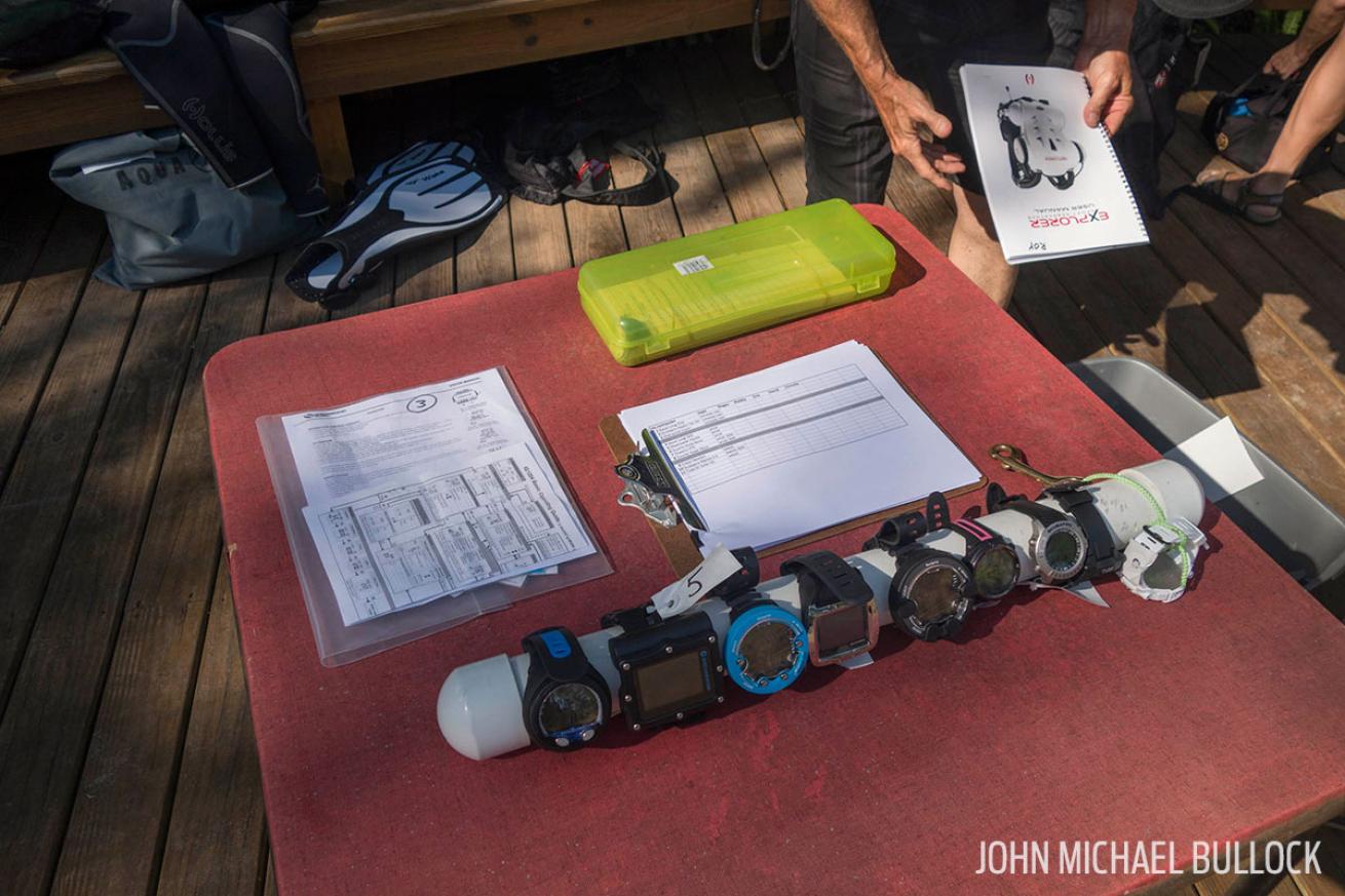 ScubaLab dive computer gear test.
