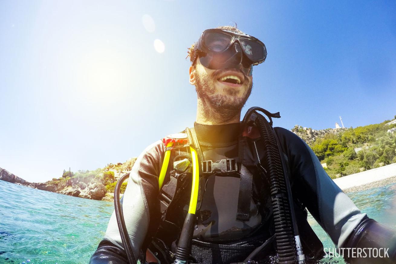 scuba divers are awesome