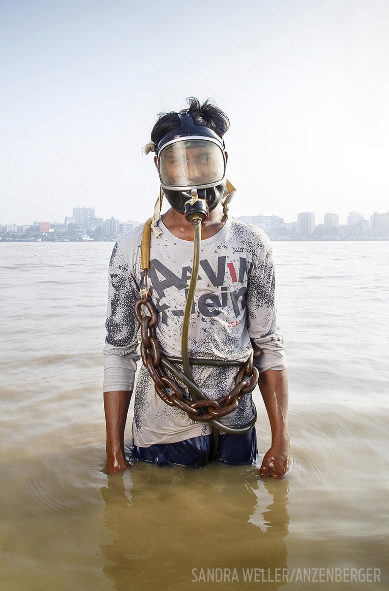 myanmar salvage scuba divers