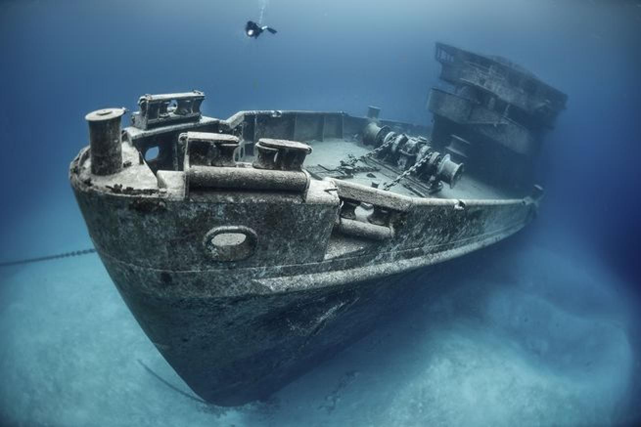 cayman diving