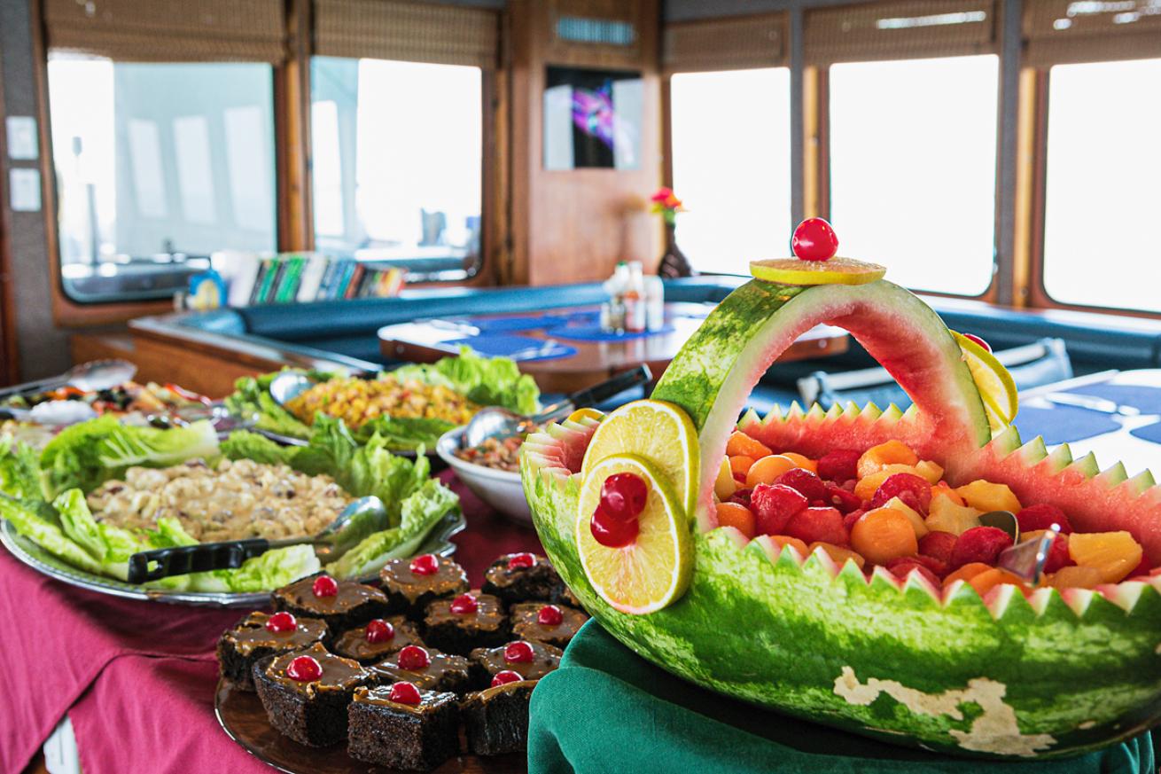 Liveaboard food quality Belize