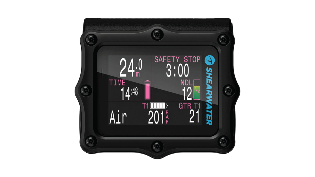 Use up to four transmitters for sidemount and multi-gas diving