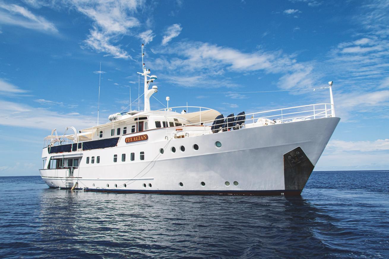 Pelagian is a luxury liveaboard sailing Indonesia’s Banda Sea.