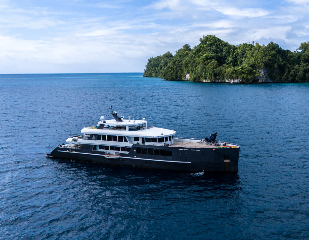 The most luxurious superyacht in Palau. 