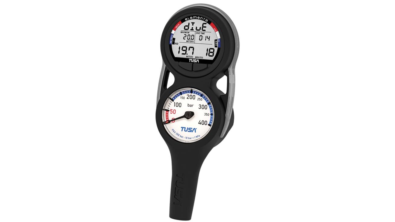 Powered by a user-replaceable CR2450 battery