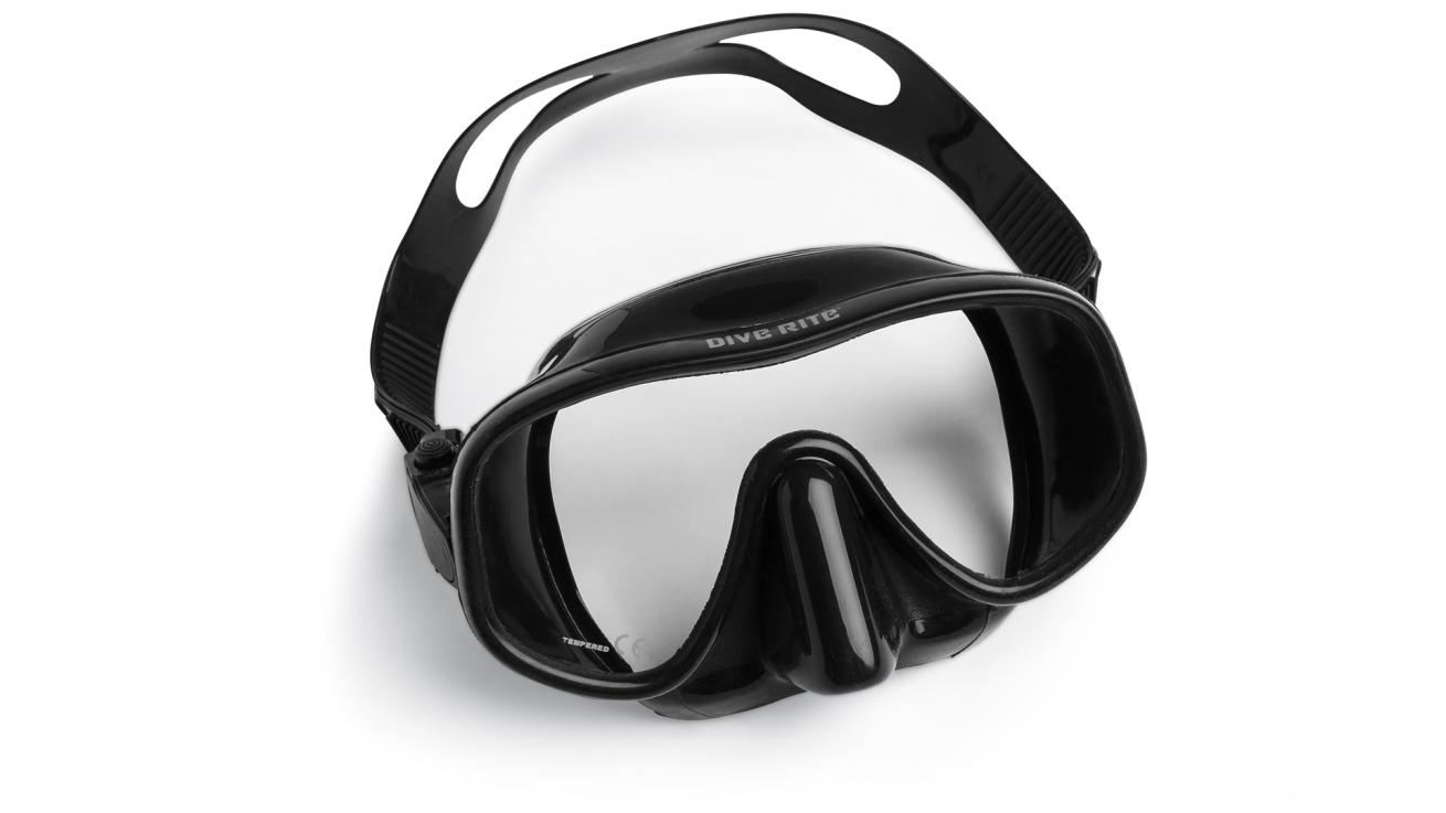 Dive Rite black mask
ES 150