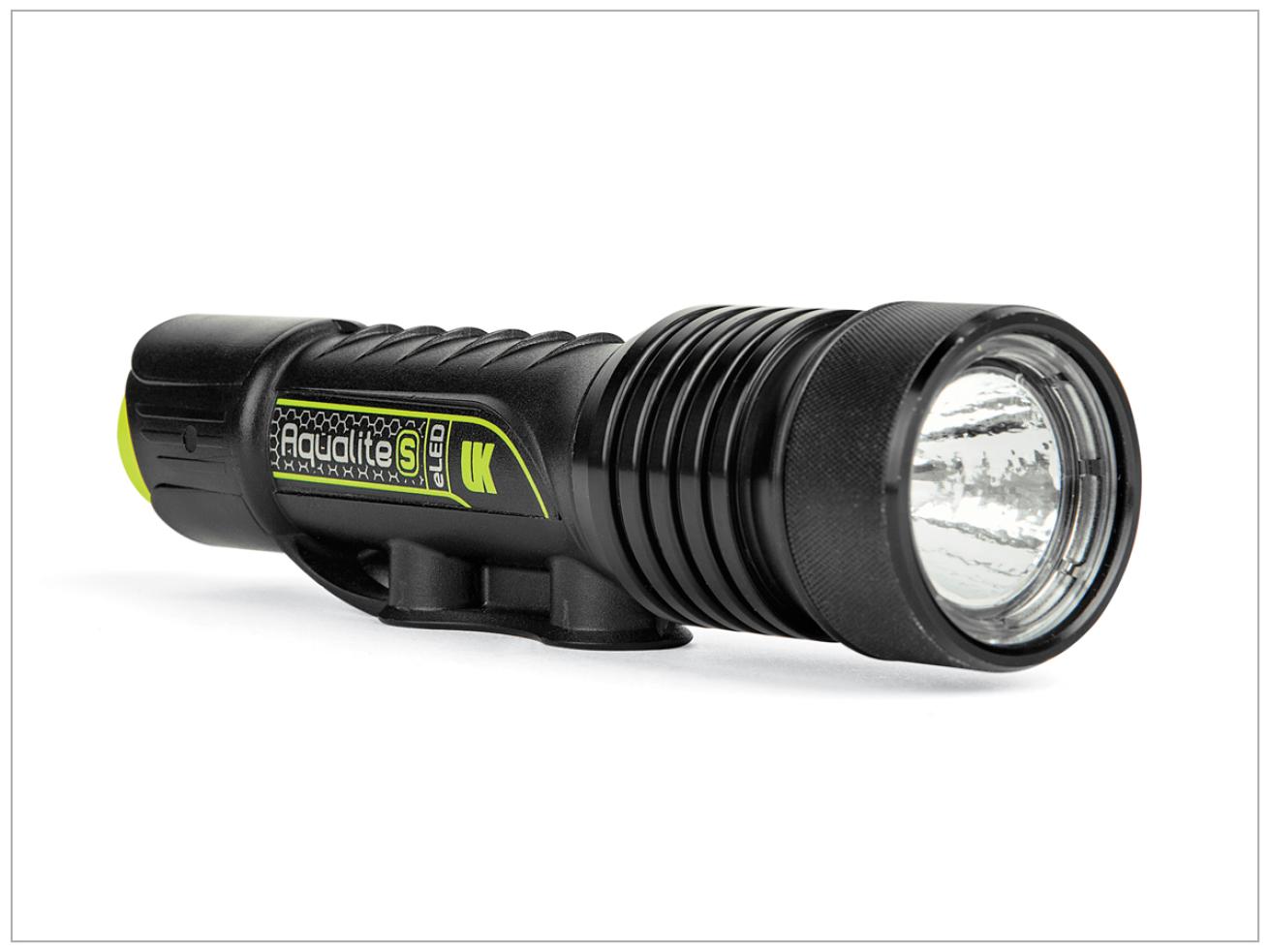 Underwater Kinetics Aqualite S20 dive light.