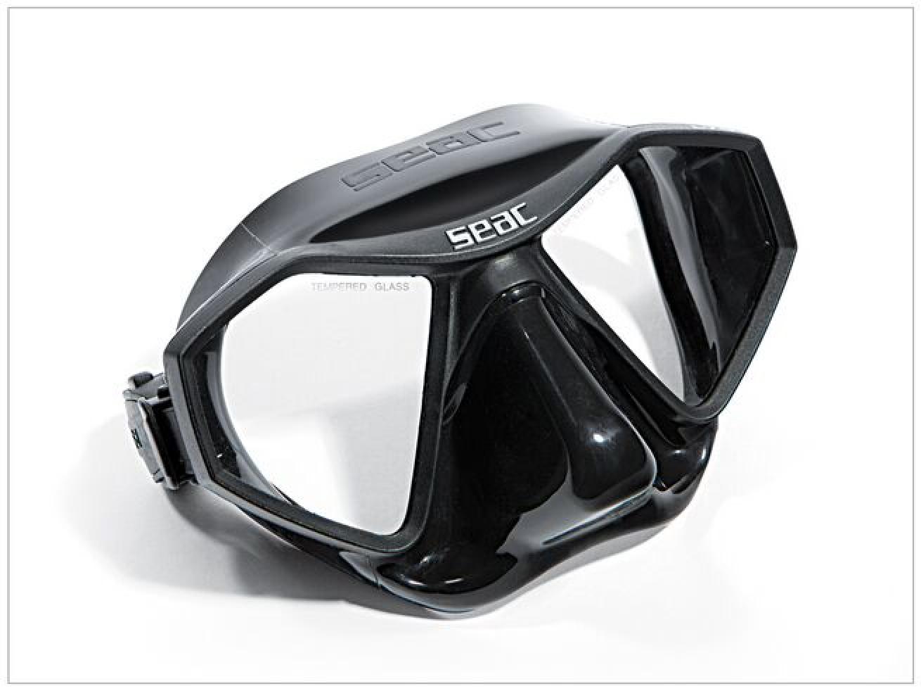Seac L70 Mask

This low-volume mask is rugged and fits easily in a BC pocket, making the Seac L70 an excellent spare mask to take with you on deeper dives.